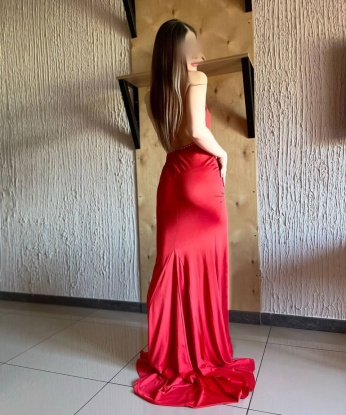 В Москве я создаю атмосферу уюта, страсти и похоти. Мои услуги насыщены широким спектром возможностей - от классики до экзотики. Фото соответствуют реальности, об этом говорят мои отзывы. У тебя есть мечты и фантазии? Все обсуждается и реализуется! Я воплощу в жизнь все, что ты пожелаешь.💫 Доверься мне и получи незабываемые эмоции! 💋 10838, 26 лет