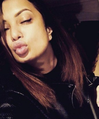 Сладкая, игривая кошечка приглашает в гости щедрого джентльмена. Готова подарить море удовольствия и незабываемые впечатления. Для настоящих ценителей красоты и страсти! 7917, 28 лет